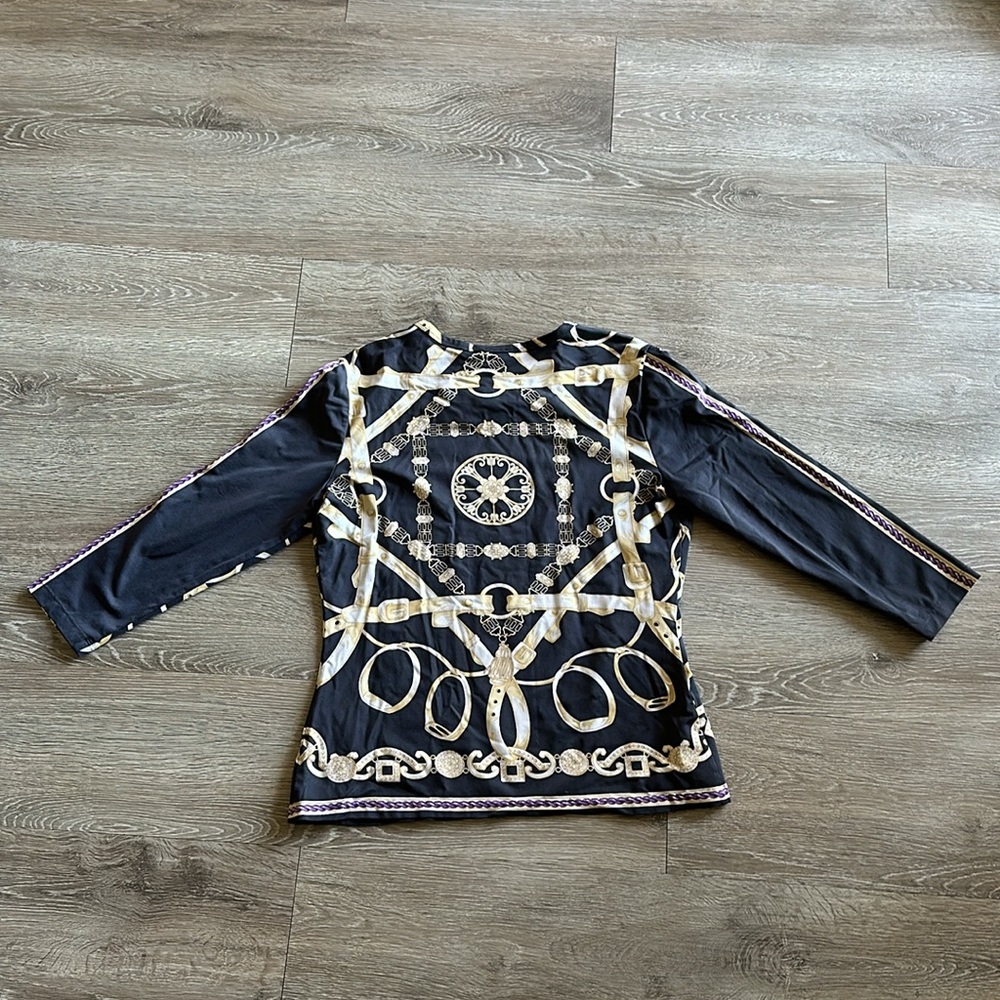 J Mclaughlin Top Size Medium - image 2